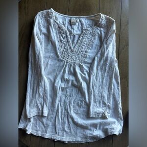 Lucky brand Off white womans top sleeves size medium